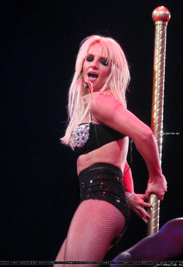 Фотографии с концерта Бритни в Лондоне 11 июня56.jpg(Бритни Спирс, Britney Spears)