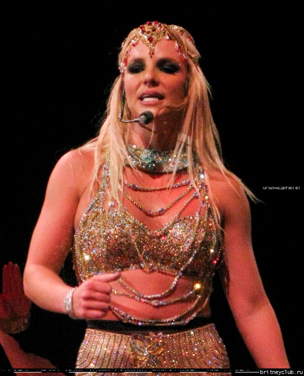 Фотографии с концерта Бритни в Лондоне 11 июня67.jpg(Бритни Спирс, Britney Spears)