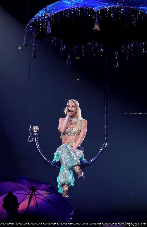 Фотографии с концерта Бритни в Лондоне 13 июня06.jpg(Бритни Спирс, Britney Spears)