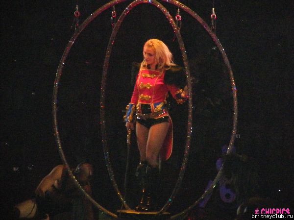 Фотографии с концерта Бритни в Манчестере 17 июня01.jpg(Бритни Спирс, Britney Spears)