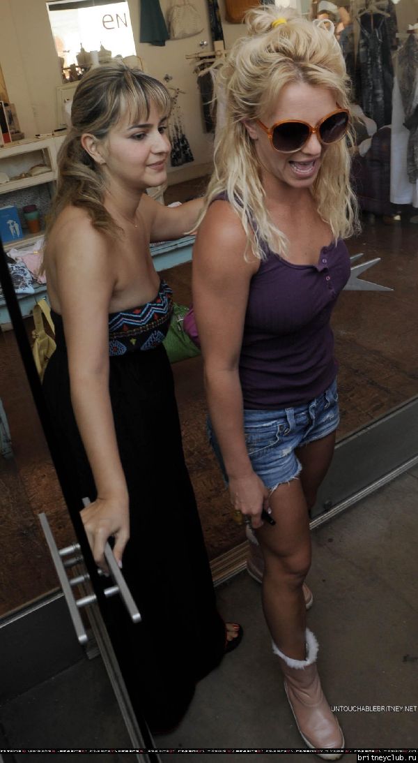 Бритни на шоппинге в Беверли Хиллз225.jpg(Бритни Спирс, Britney Spears)