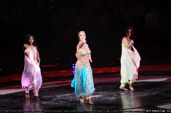 Фотографии с концерта Бритни в Париже 4 июля01.jpg(Бритни Спирс, Britney Spears)