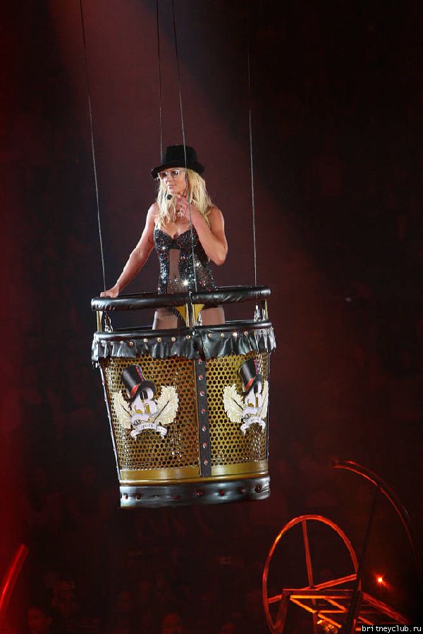 Фотографии с концерта Бритни в Нью-Йорке 24 августа030.jpg(Бритни Спирс, Britney Spears)