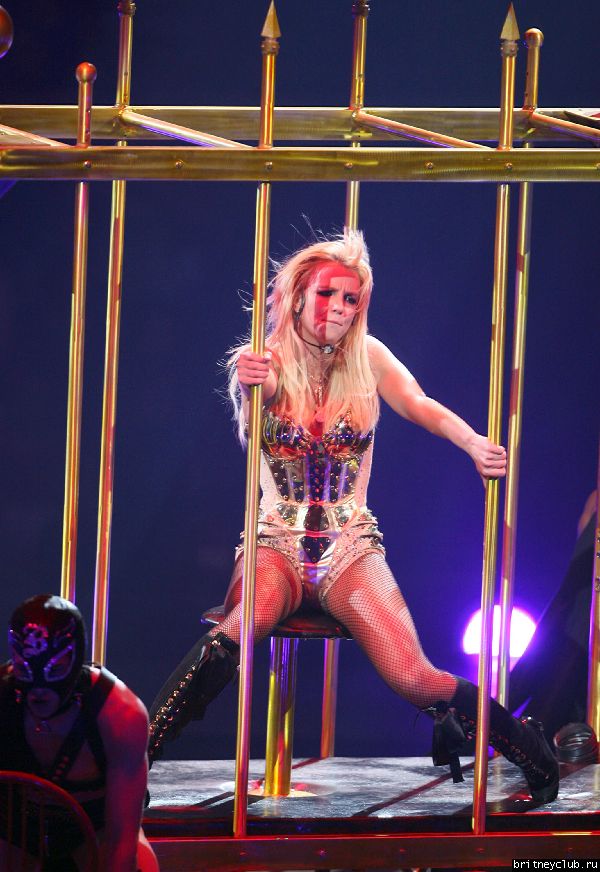 Фотографии с концерта Бритни в Филадельфии 30 августа03.jpg(Бритни Спирс, Britney Spears)