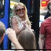 Бритни катается на двухэтажном автобусе по  Нью-Йорку