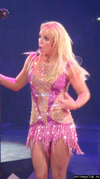Фотографии с концерта Бритни в Гренсборо 5 сентября24.jpg(Бритни Спирс, Britney Spears)