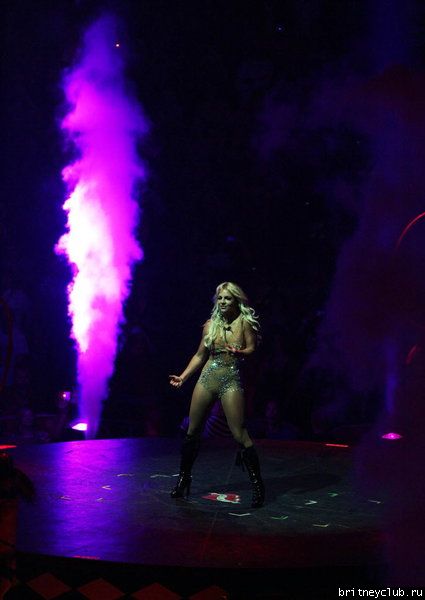 Фотографии с концерта Бритни в Тулсе 15 сентября09.jpg(Бритни Спирс, Britney Spears)