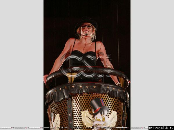 Фотографии с концерта Бритни в Даласе 18 сентября09.jpg(Бритни Спирс, Britney Spears)