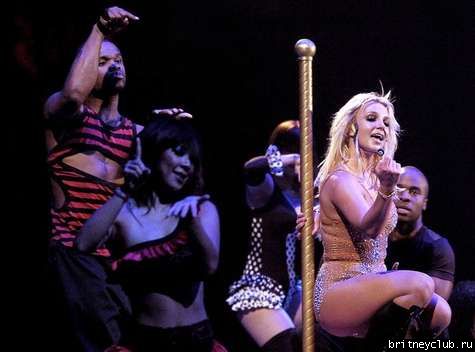 Фотографии с концерта Бритни в Bossier City 19 сентября01.jpeg(Бритни Спирс, Britney Spears)