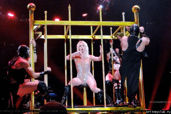 Фотографии с концерта Бритни в Лос-Анджелесе 23 сентября24.jpg(Бритни Спирс, Britney Spears)