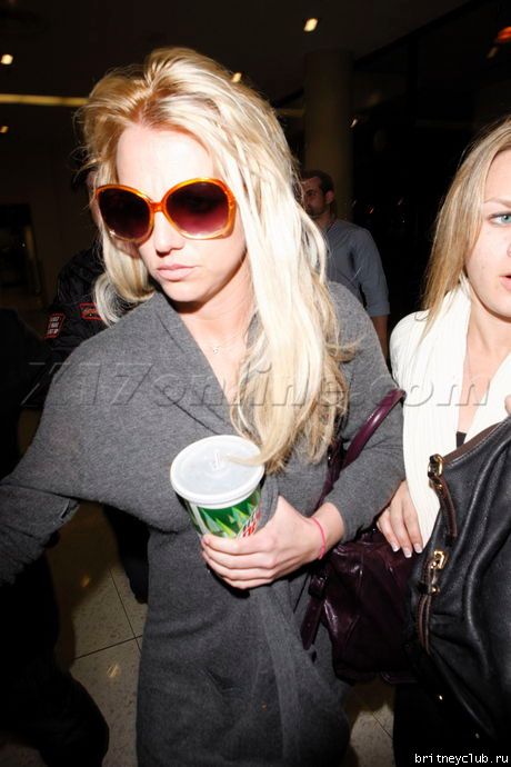 Бритни в аэропорту LAX38.jpg(Бритни Спирс, Britney Spears)