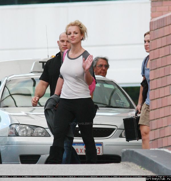 Бритни уезжает из отеля Hyatt в Перте41.jpg(Бритни Спирс, Britney Spears)