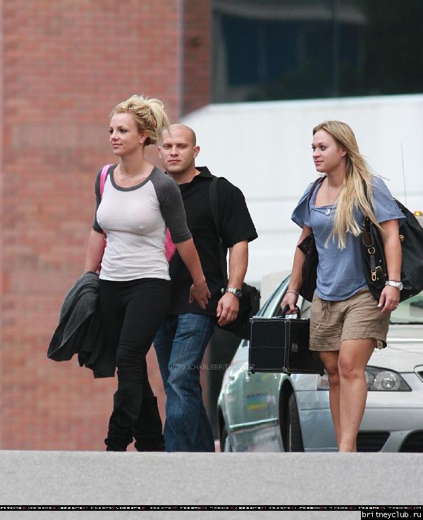 Бритни уезжает из отеля Hyatt в Перте51.jpg(Бритни Спирс, Britney Spears)