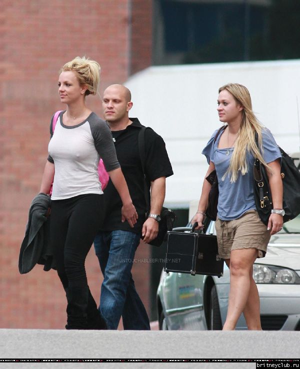 Бритни уезжает из отеля Hyatt в Перте52.jpg(Бритни Спирс, Britney Spears)