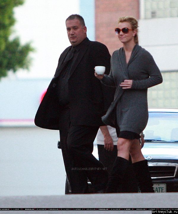 Бритни уезжает из отеля Hyatt27.jpg(Бритни Спирс, Britney Spears)