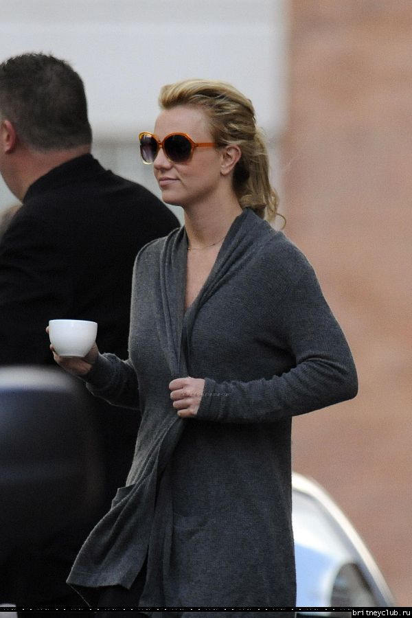 Бритни уезжает из отеля Hyatt41.jpg(Бритни Спирс, Britney Spears)