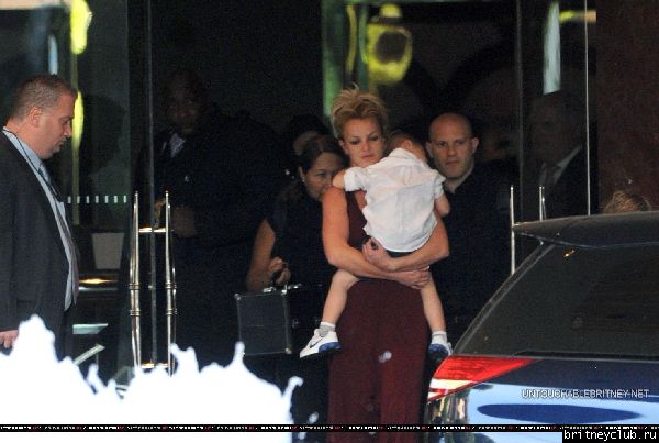 Бритни уезжает из гостиницы в Мельбруне30.jpg(Бритни Спирс, Britney Spears)