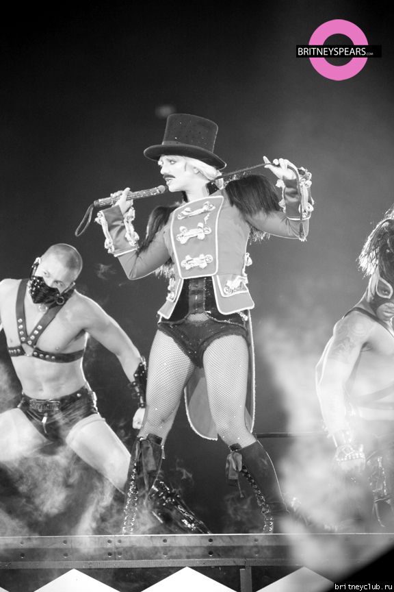 Фотографии с концерта Бритни в Сиднее 17 ноября01.jpg(Бритни Спирс, Britney Spears)