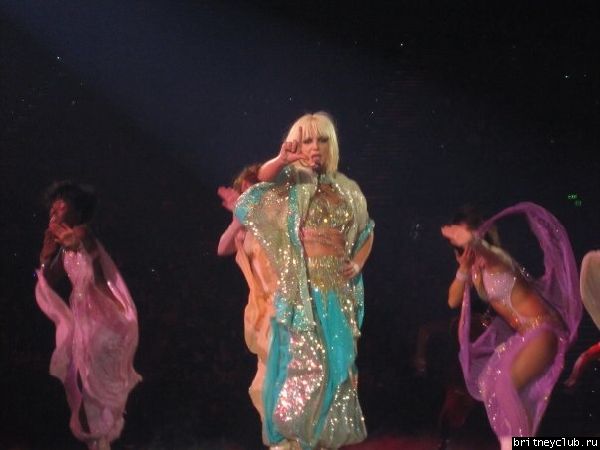 Фотографии с концерта Бритни в Брисбене 25 ноября03.jpg(Бритни Спирс, Britney Spears)