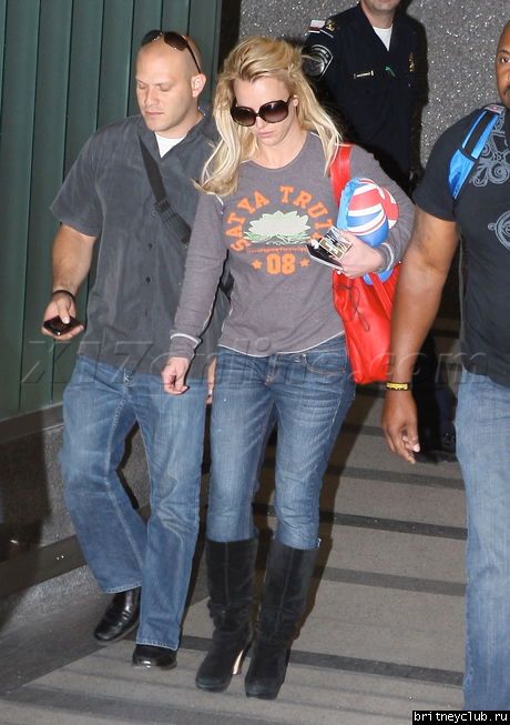 Бритни в аэропорту Лос-Анджелеса11.jpg(Бритни Спирс, Britney Spears)