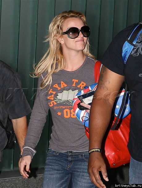Бритни в аэропорту Лос-Анджелеса29.jpg(Бритни Спирс, Britney Spears)