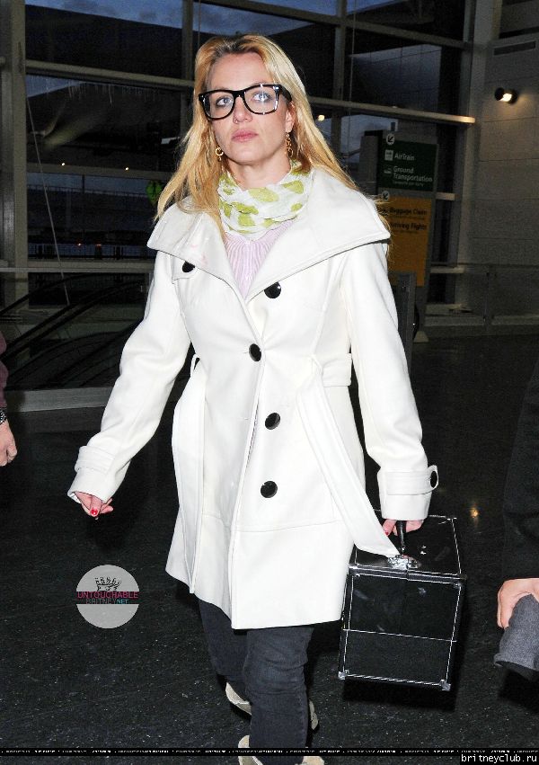 Бритни в аэропорту JFK в Нью-Йорке06.jpg(Бритни Спирс, Britney Spears)