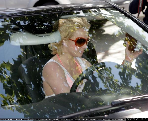Бритни отдыхает в Санта-Монике02.jpg(Бритни Спирс, Britney Spears)
