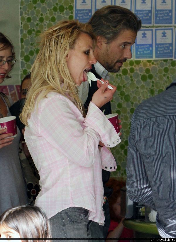 Бритни проводит время с Джейсоном53.jpg(Бритни Спирс, Britney Spears)