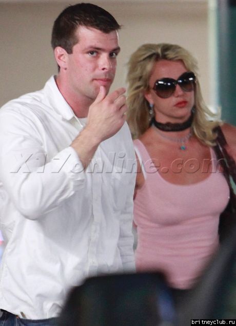 Бритни посещает офис адвоката13.jpg(Бритни Спирс, Britney Spears)
