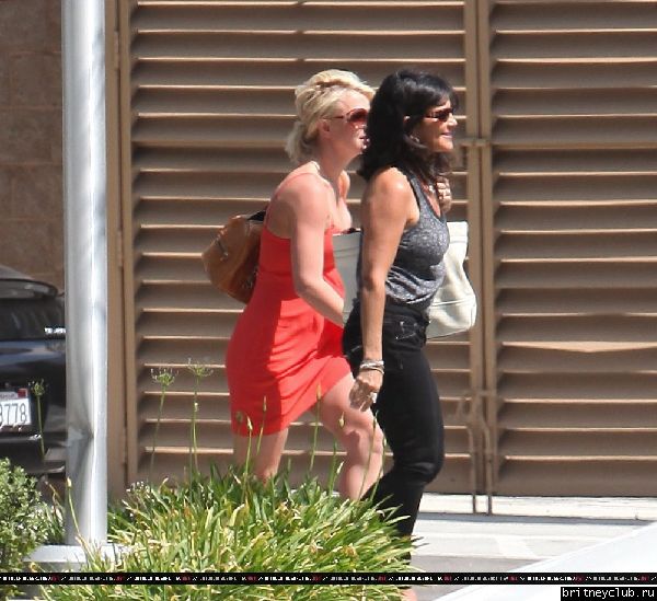 Бритни и Линн в Голливуде08.jpg(Бритни Спирс, Britney Spears)