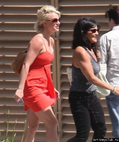 Бритни и Линн в Голливуде23.jpg(Бритни Спирс, Britney Spears)
