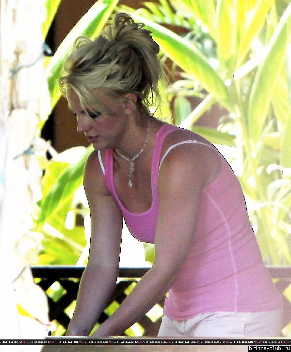 Бритни посещает студию Conway в Лос-Анджелесе18.jpg(Бритни Спирс, Britney Spears)