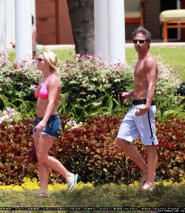 Бритни и Джейсон на Гавайях26.jpg(Бритни Спирс, Britney Spears)
