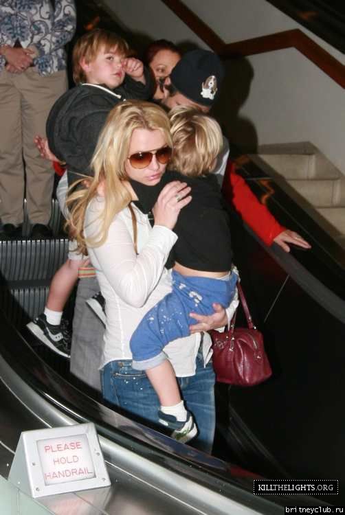 Бритни вернулась в Лос-Анджелес58.jpg(Бритни Спирс, Britney Spears)