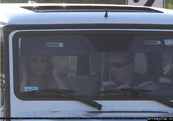 Бритни и Джейсон посещают агентство William Morris Endeavor03.jpg(Бритни Спирс, Britney Spears)