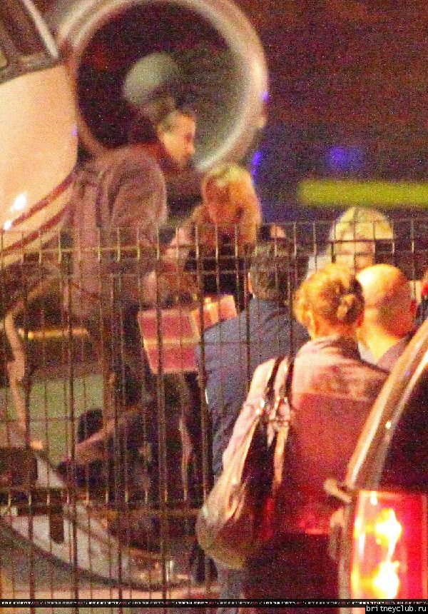 Бритни и Джейсон прилетели в Мехико6.jpg(Бритни Спирс, Britney Spears)
