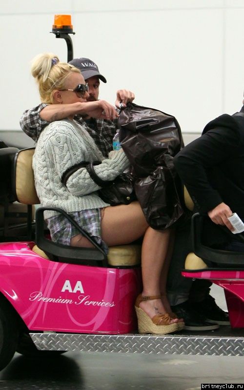 Бритни покидает Майями2.jpg(Бритни Спирс, Britney Spears)