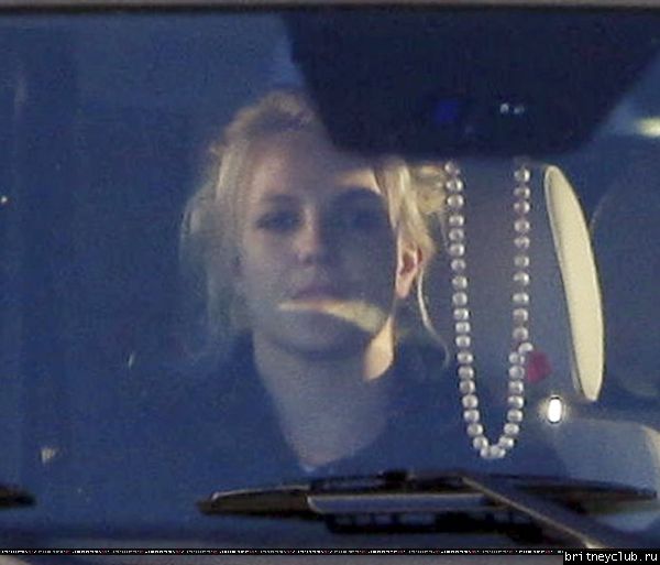 Бритни покидает студию Conway в Голливуде22.jpg(Бритни Спирс, Britney Spears)