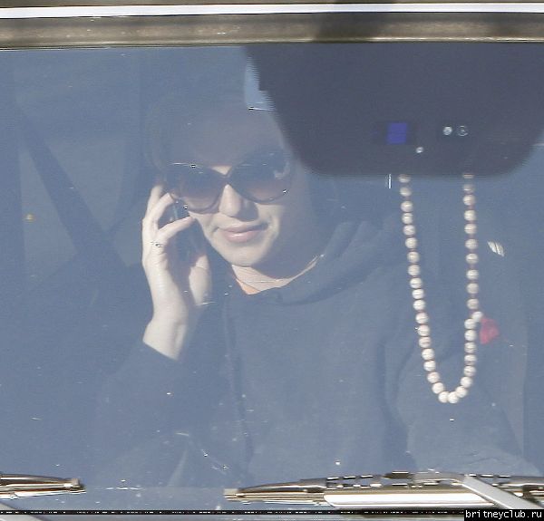 Бритни покидает студию Conway в Голливуде23.jpg(Бритни Спирс, Britney Spears)