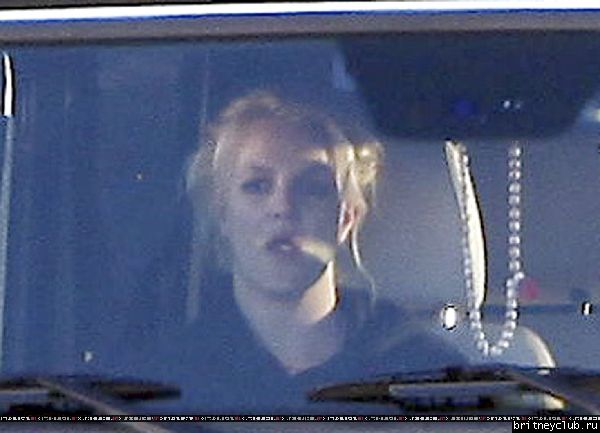 Бритни покидает студию Conway в Голливуде25.jpg(Бритни Спирс, Britney Spears)