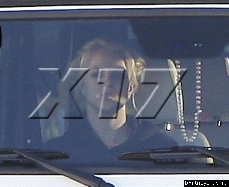 Бритни покидает студию Conway в Голливуде26.jpg(Бритни Спирс, Britney Spears)