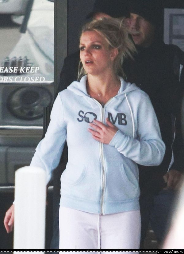 Бритни посещает студию в Бурбанке31.jpg(Бритни Спирс, Britney Spears)