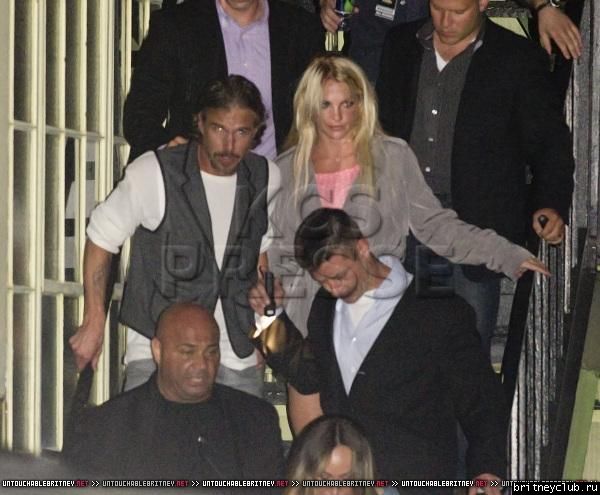 Бритни покидает клубы Troubadour и Factory09.jpg(Бритни Спирс, Britney Spears)