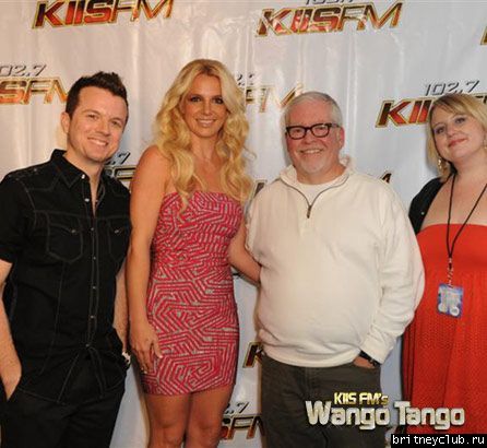Бритни на концерте Kiis FM Wango Tango006.jpg(Бритни Спирс, Britney Spears)