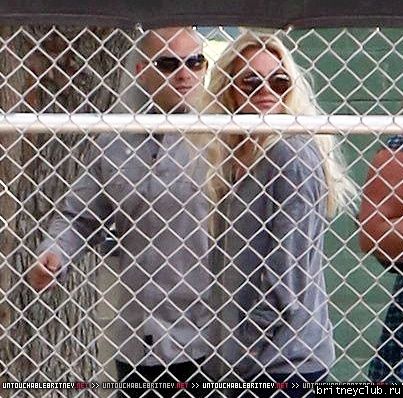 Бритни и Джейсон в Сан Фернандо22.jpg(Бритни Спирс, Britney Spears)