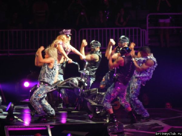 The Femme Fatale Tour в Сан Жосе129.jpg(Бритни Спирс, Britney Spears)
