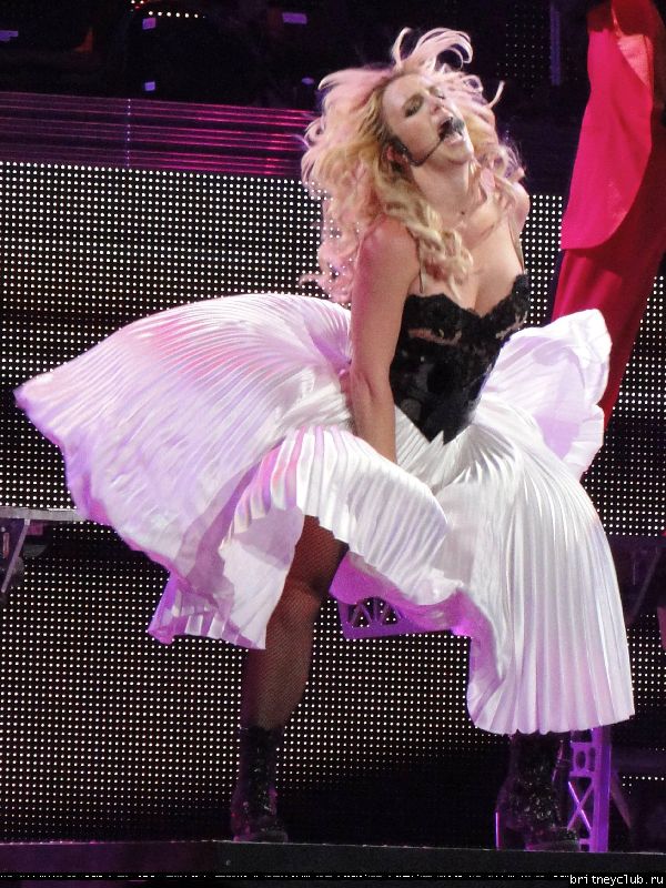 The Femme Fatale Tour в Лос-Анджелесе104.jpg(Бритни Спирс, Britney Spears)