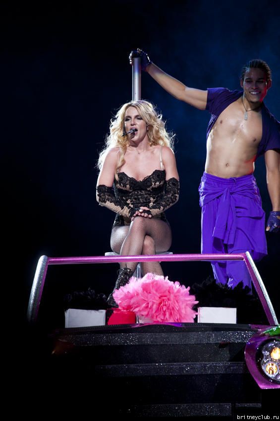The Femme Fatale Tour в Финиксе07.jpeg(Бритни Спирс, Britney Spears)