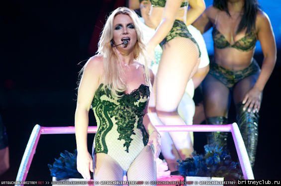 The Femme Fatale Tour в Далласе26.jpg(Бритни Спирс, Britney Spears)