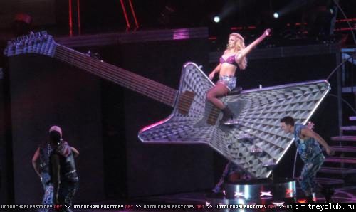 The Femme Fatale Tour в Новом Орлеане02.jpg(Бритни Спирс, Britney Spears)